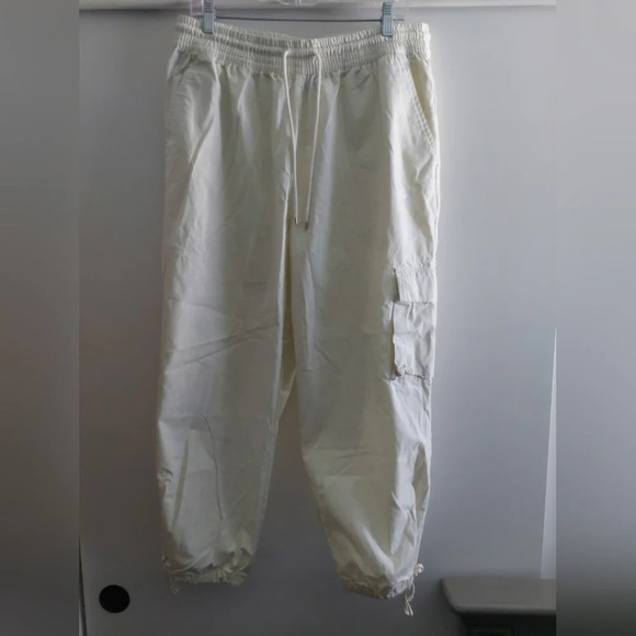 Nike Sportswear High Rise Textured Cargo Joggers ivory Off white XL Athleisure - Picture 1 of 10